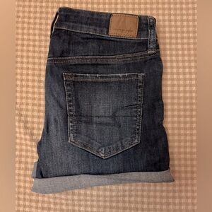 American Eagle Outfitters Size 6 Midi shorts